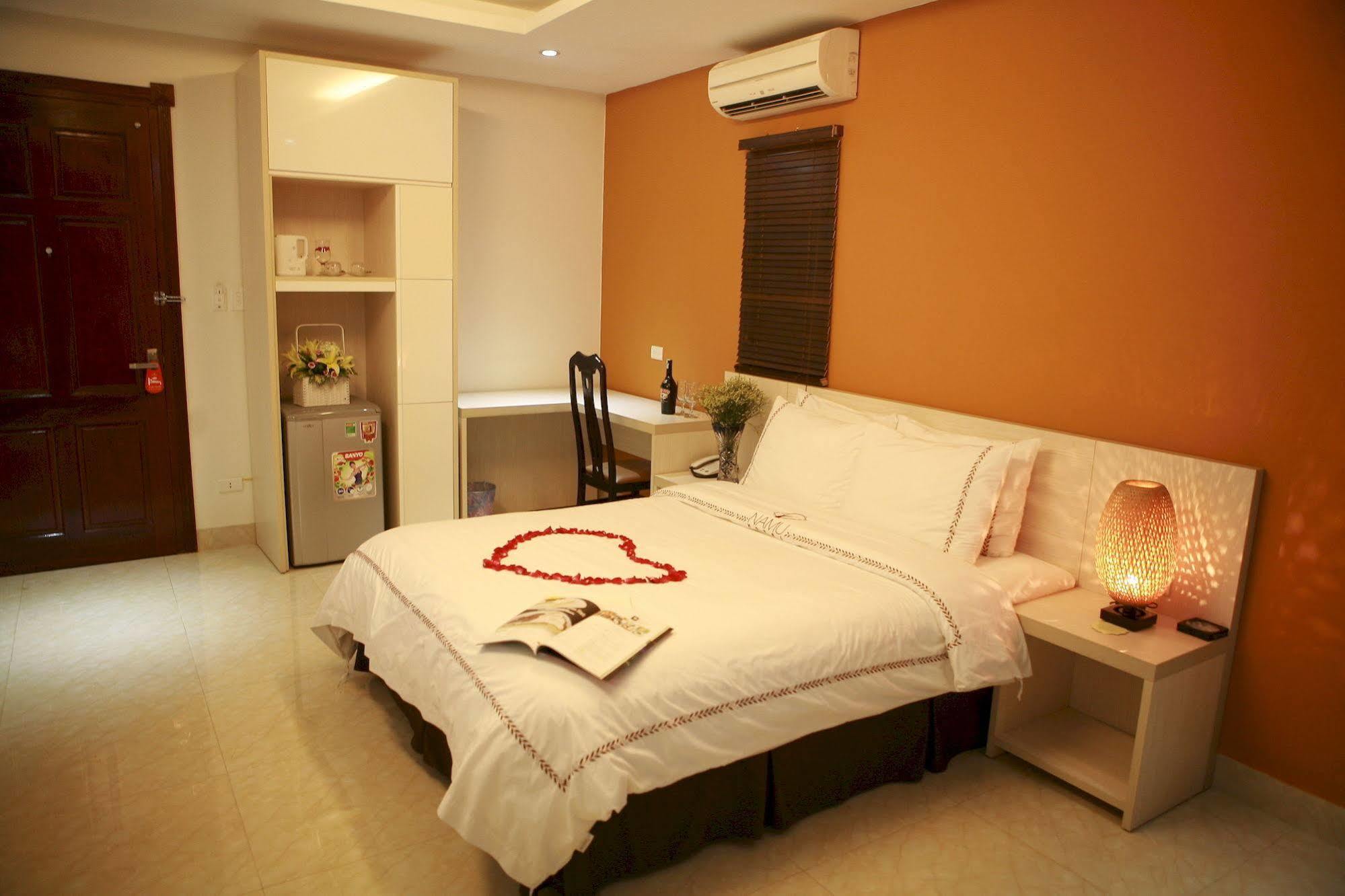 Namu Hotel Hanoi Buitenkant foto